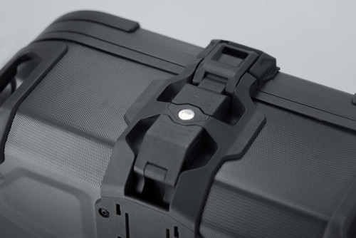 DUSC hard case system Black. 33/33L. BMW F 900 R / XR (19-).