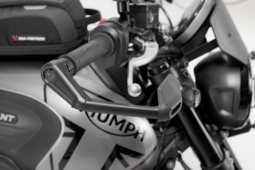 Lever guards with wind protection Black. Triumph Trident 660 (21-).