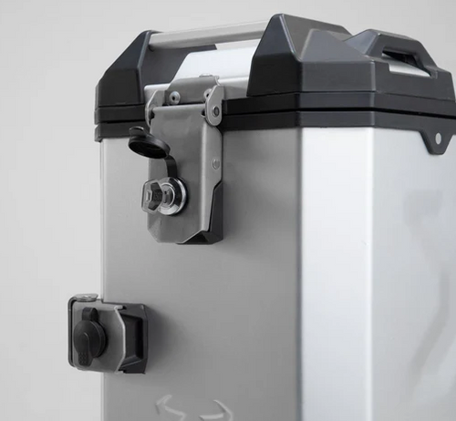 TRAX lock set with anti-theft protection EVO 9 matching locks, 2 keys. Anti-theft protection.