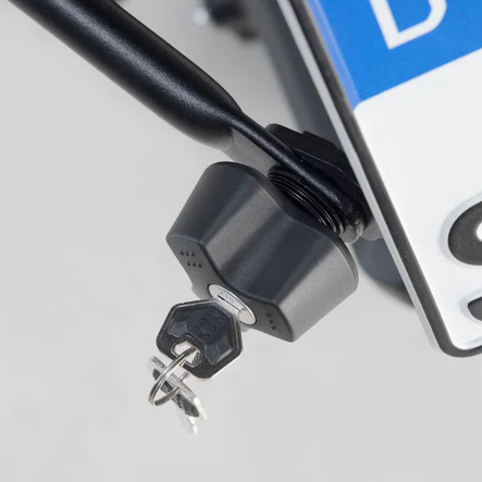 TRAX lock set with anti-theft protection EVO 9 matching locks, 2 keys. Anti-theft protection.
