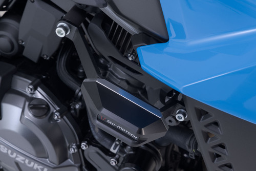 Crash pad holder Black. Suzuki GSX-8S (22-).