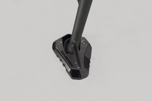 Extension for side stand foot Black/Silver. Kawasaki Z650/ Z650RS/ Ninja 650.