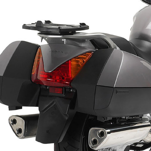 Givi E215 Monokey Adaptor Plate - Honda ST1300 / A Givi E215 Monokey Adaptor Plate - Honda ST1300 / A