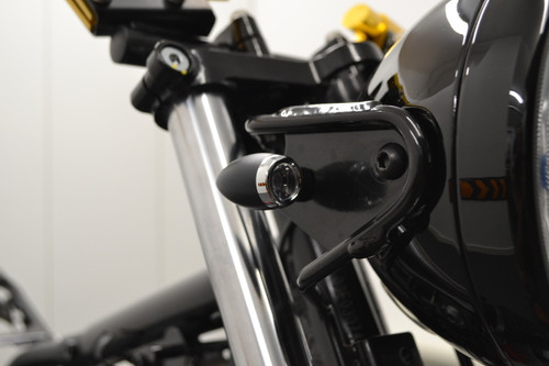 High Quality Matt Black & Chrome Mini LED Motorbike Custom Retro Indicators
