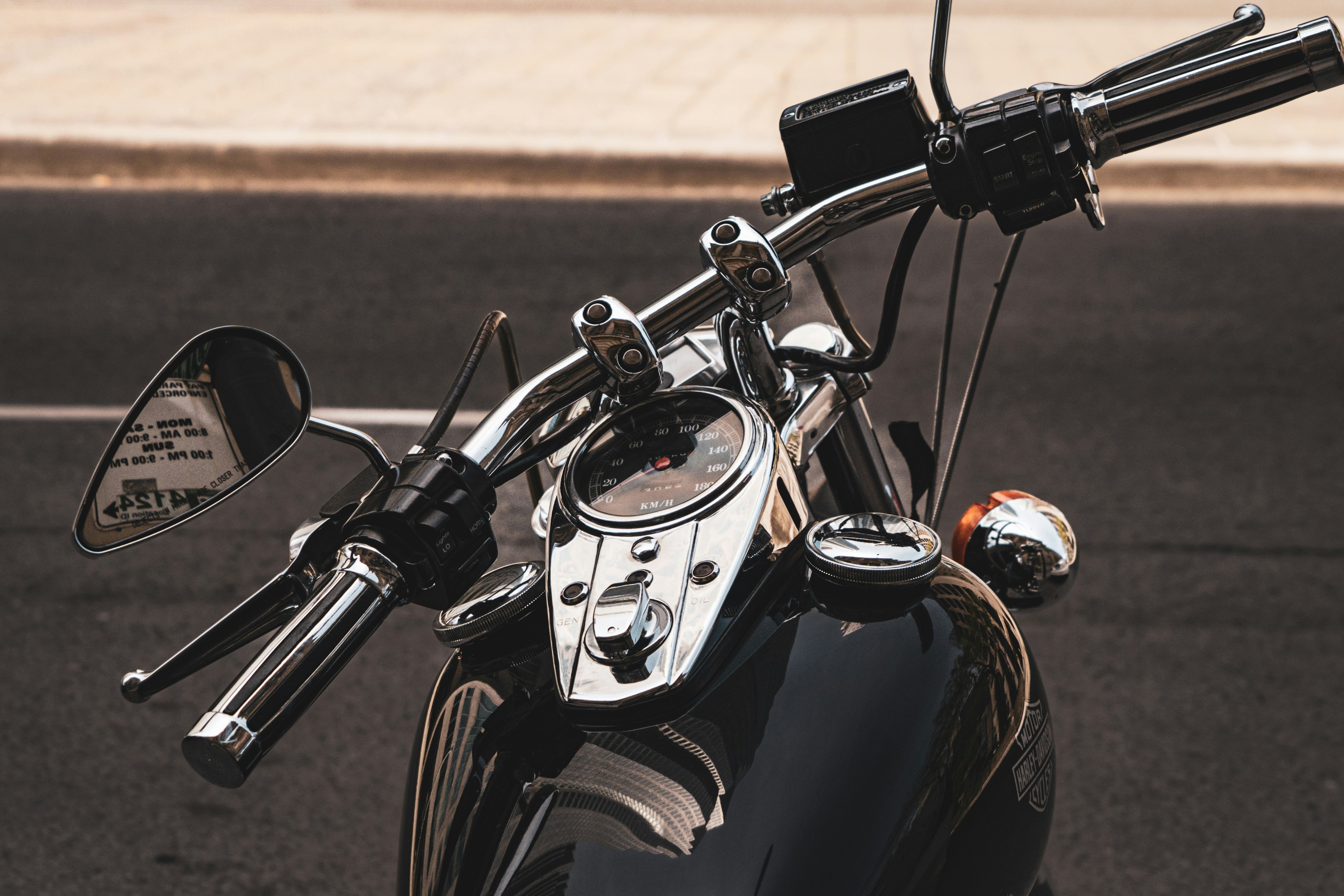 How to Choose the Right Motorbike Handlebars for Comfort & Control