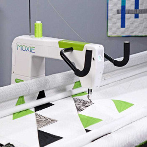 Handi Quilter Moxie with 10 Foot Loft Frame