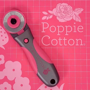 Quilters Select 45mm Rotary Cutter - Poppie Cotton Pink Premier Stitching