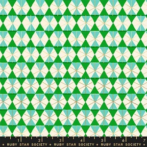 Moda Fabrics - Merry Happy - Hexi Metallic - Verdant #rs3102-16m
