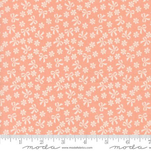 Moda Fabrics - Handmade Sweetness - Bows Daisies - Peach #31793-17