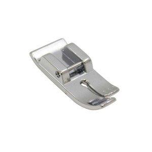 Brother SA108 - Straight Stitch Foot