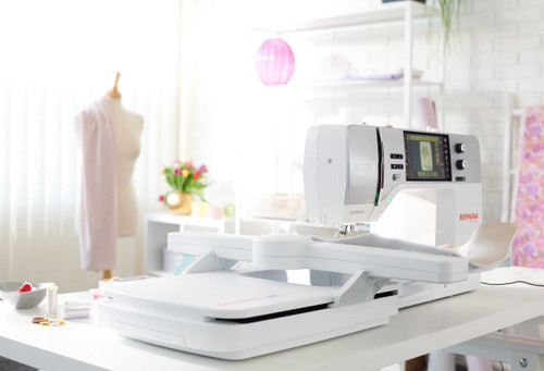 Bernina B735 E Sewing Machine Bernina B735 E Sewing Machine