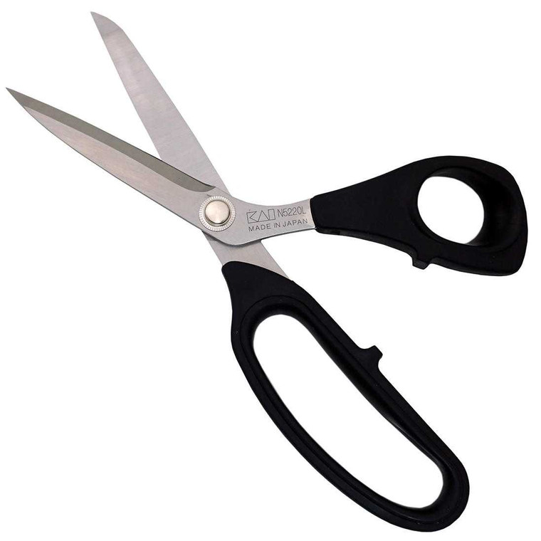 KAI 5220 8.5” Dressmaking Shears