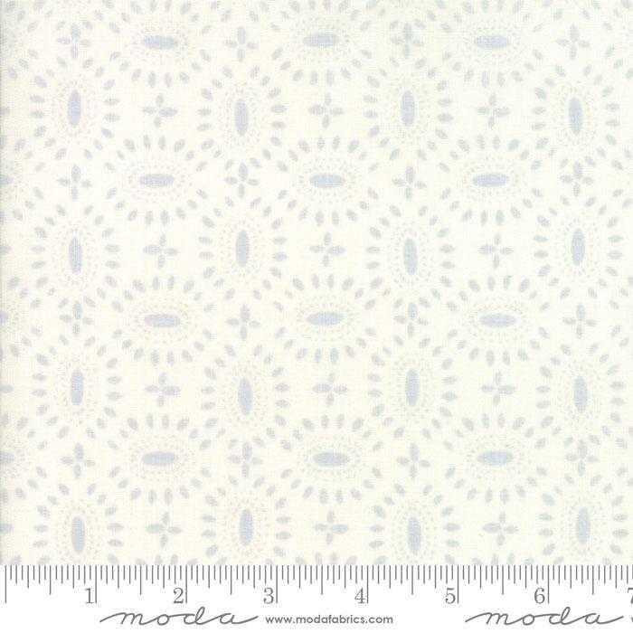 Moda Fabric - Bloomsbury Cream