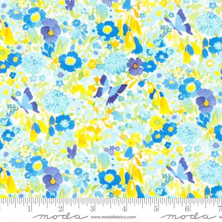 Moda Fabric - Whimsy Wonderland - Flutterby Garden - Breeze