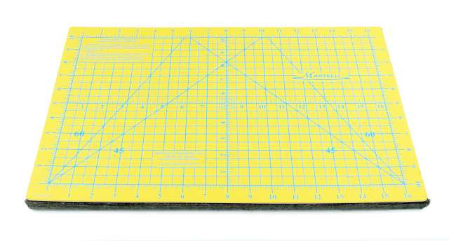 Martelli Press or Cut Mat 12" x 18"