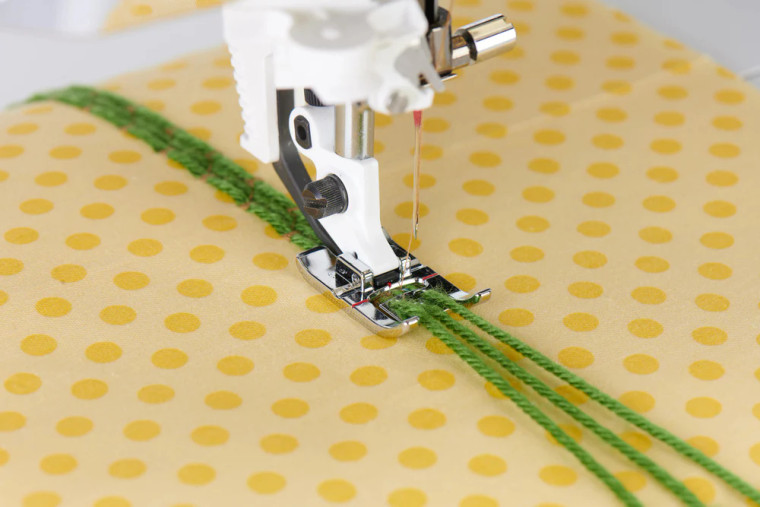 Husqvarna 3-HOLE YARN FOOT FOR IDF