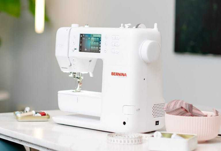 Bernina B335 Gen 2 Sewing Machine Premier Stitching