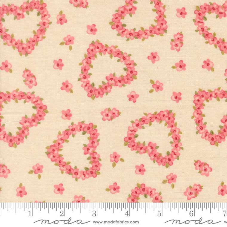 Moda Fabrics - Je Taime - Florals Hearts - Lace #20994-11