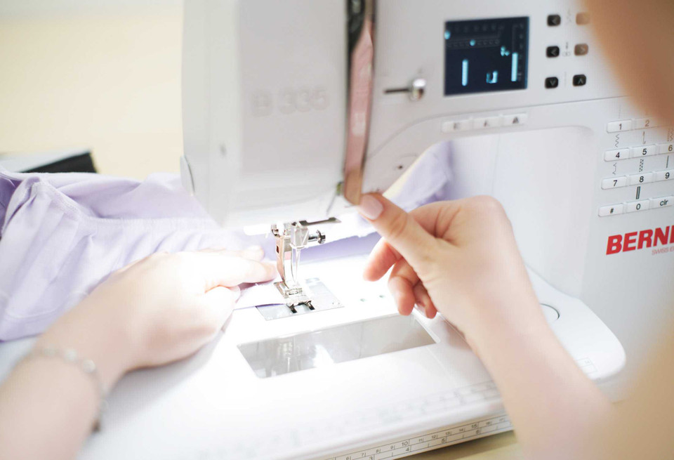 Bernina B335 Sewing Machine Bernina In-Store Only Premier Stitching