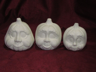 Biscuit Céramique à Peindre – Couple De Fantômes Sur Souche Avec Citrouilles