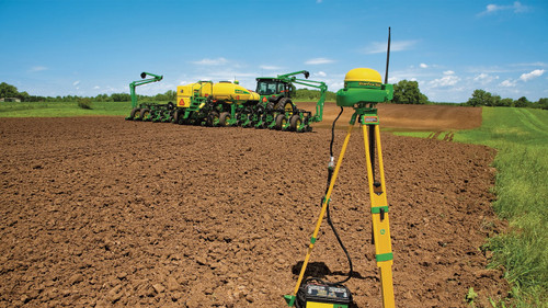 https://www.deere.com/assets/images/region-4/products/precision-ag-technology/displays-receivers/rtk-radio-900/rtk_radio_900_r4d002524_large_d8754283fb94c57aab2c115cb1c7c3d8c63d564b.jpg
