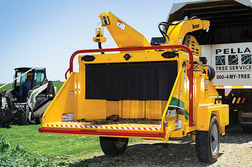 https://www.vermeer.com/getmedia/82067580-2fbf-42bc-8563-c53f85575750/vermeer-bc1800xl-tier-4-final-brush-chipper?width=670&height=445&ext=.jpg