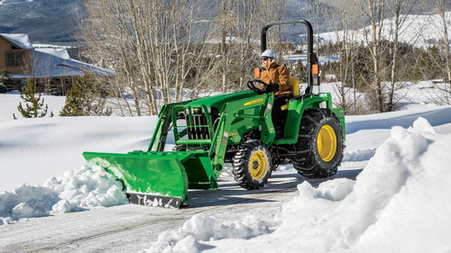 https://www.deere.com/assets/images/region-4/products/frontier-implements/snow-removal/front-blades/af12g/af12g_series_front_blade_r4g009425_1366x768_large_477f70667e9c8946549ee4633662354cb4f659cd.jpg