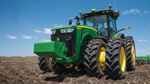 https://www.deere.com/assets/images/region-4/products/tractors/row-crop-tractors/8r-8rt-row-crop-tractors/8400r/8400r_r4g014751_large_ee6023b68e6de55eabbf2bfcdd74513676901838.jpg