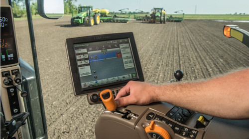 https://www.deere.com/assets/images/region-4/products/technology-products/precision-ag-technology/in-field-data-sharing/in_field_data_sharing_r4d107626_1024x576_large_c99354a4a69c48fd73ff16dbc47a596dd769559a.jpg