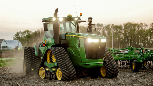 https://www.deere.com/assets/images/region-4/products/tractors/4-wheel-drive-tractors/4wd/9620rx/9620rx_r4f017619_large_1909beeea40ef6493975aafe8557c9cad4491e28.jpg