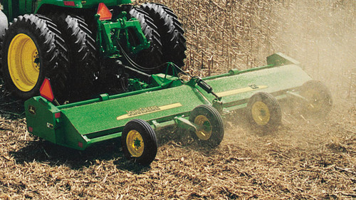 https://www.deere.com/assets/images/region-4/products/cutters-shredders/flail-mowers-and-shredders/120/120_flail_shredder_field_48145u_large_2488a9709c822c46541e6c295a37c8c70e56c019.jpg