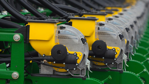 https://www.deere.com/assets/images/region-4/products/planting-equipment/db-planters/db80-32-row-30-planter/db80_32r30_planter_r4d031257_large_af6e599d5f8d27d61e5bb5324a59a7c4c2e059ff.jpg
