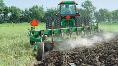 https://www.deere.com/assets/images/region-4/products/tillage/primary-tillage/3710-moldboard-plow/3710_molboard_plow_nmb_large_3fe8df353d8a27da0f4fcd1b7184bbd6a0598c62.jpg