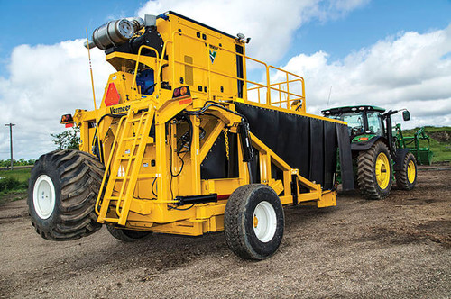 https://www.vermeer.com/getmedia/190c2790-e525-4b2c-a87a-3acd2e939d80/vermeer-ct616-compost-turner?width=670&height=445&ext=.jpg