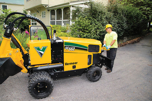 https://www.vermeer.com/getmedia/6cadd106-c47c-4839-9854-de7996e1bff6/sc552-stump-grinder-controls?width=670&height=445&ext=.jpg