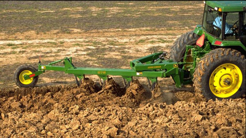 https://www.deere.com/assets/images/region-4/products/tillage/primary-tillage/975-reversible-plow/975_reversible_plow_0001083_large_99b56a5bb2524add6c2c1d8aecacdb8c834897ab.jpg