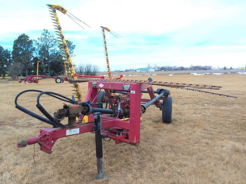 http://used.rdoequipment.com/getImageS2.cfm?imgID=12429812&filename=1_1.jpg