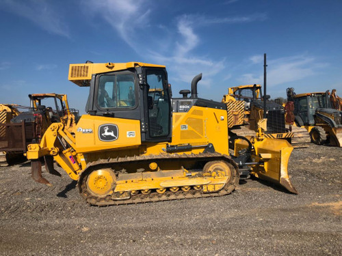 http://used.rdoequipment.com/getImageS2.cfm?imgID=12228914&filename=1_B4B4CE5F-D953-4FE3-90E6-87624E2C772A.jpg