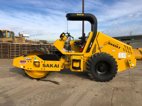http://used.rdoequipment.com/getImageS2.cfm?imgID=11013818&filename=1_24330EEB-E52C-450F-BEA6-23F3A6E4C2B9.jpg