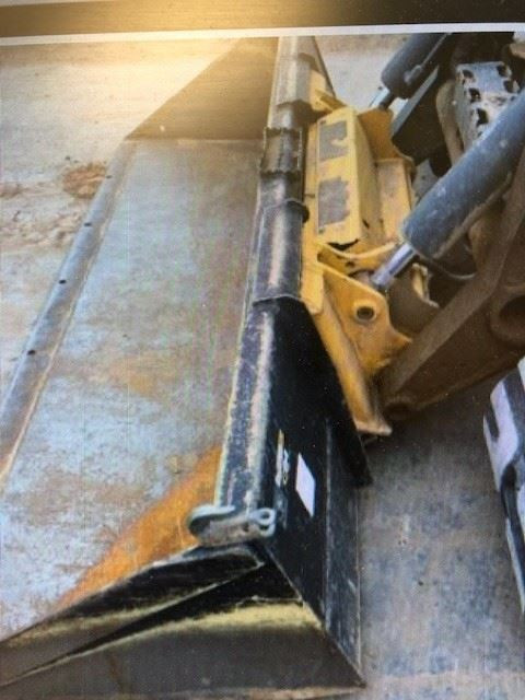 http://used.rdoequipment.com/getImageS2.cfm?imgID=12452706&filename=1_010456.jpg