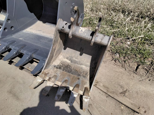 https://api.rdoequipment.com/api/EquipmentImage?imgID=12838928&filename=1_20220427_123505.jpg