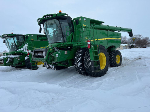 http://used.rdoequipment.com/getImageS2.cfm?imgID=14421510&filename=1_IMG_0541.jpg
