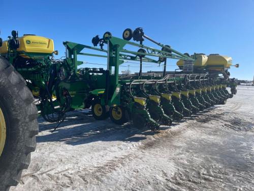 https://api.rdoequipment.com/api/EquipmentImage?imgID=14369809&filename=1_00C98671-2B7F-4645-8F8B-B1A900FAE995.jpg