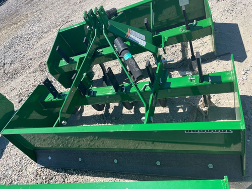 https://api.rdoequipment.com/api/EquipmentImage?imgID=17319754&filename=1_X632385_Box-Blade-(2).jpg