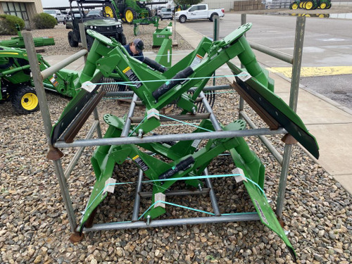 https://api.rdoequipment.com/api/EquipmentImage?imgID=17103844&filename=1_X675147_RB5060L-Rear-Blade-(1).jpg
