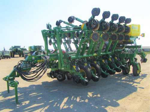 https://api.rdoequipment.com/api/EquipmentImage?imgID=15398122&filename=1_X701776-(1).jpg