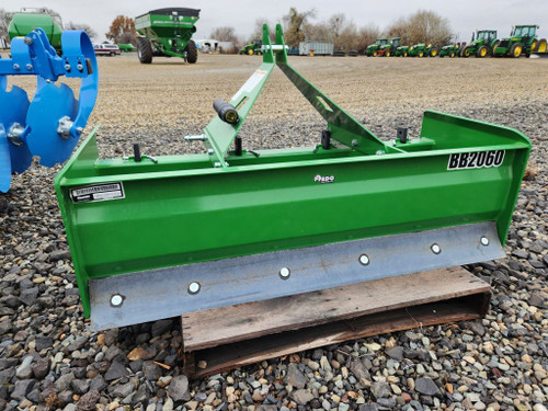 https://api.rdoequipment.com/api/EquipmentImage?imgID=16428286&filename=1_X988710_BB2060_Box-Blade-(1).jpg