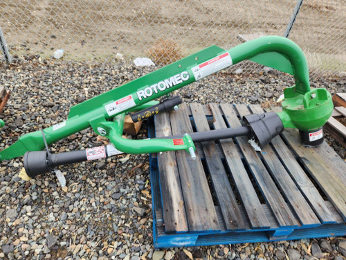 https://api.rdoequipment.com/api/EquipmentImage?imgID=16428505&filename=1_X988717_PHD400_Post-Hole-Digger-(1).jpg