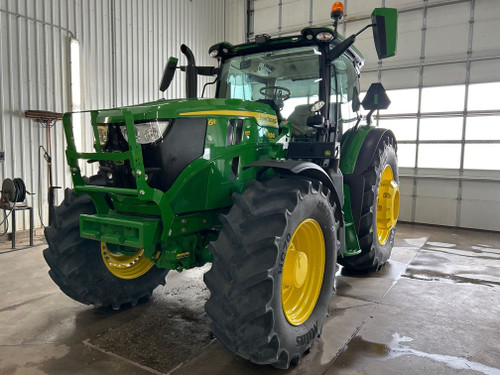https://api.rdoequipment.com/api/EquipmentImage?imgID=16961461&filename=1_1L06165RENP165376---01.jpg