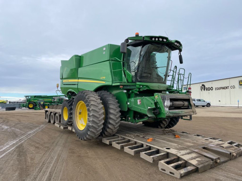 https://api.rdoequipment.com/api/EquipmentImage?imgID=16743645&filename=1_558EC1C0-61A3-42FA-9190-7767B8487B91.jpg